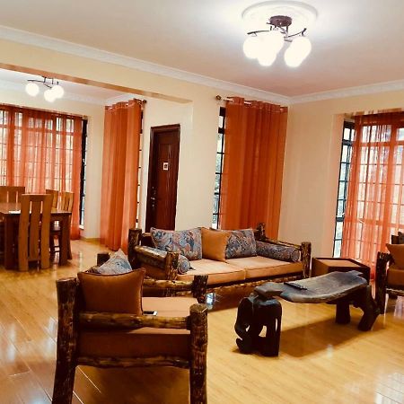 Mani'S Home Away From Home Найроби Екстериор снимка