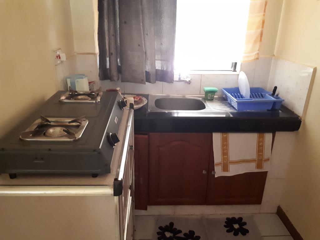 Mani'S Home Away From Home Найроби Екстериор снимка
