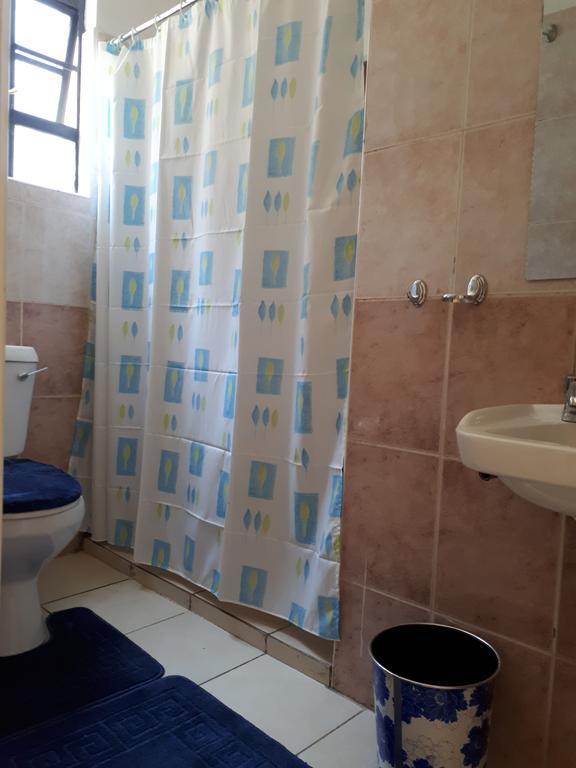 Mani'S Home Away From Home Найроби Екстериор снимка