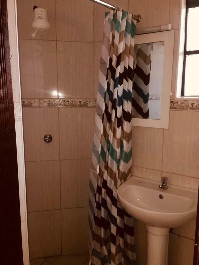 Mani'S Home Away From Home Найроби Екстериор снимка