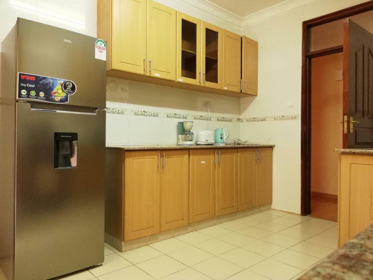 Mani'S Home Away From Home Найроби Екстериор снимка